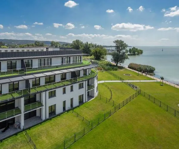 Beach Home Апартаменты *