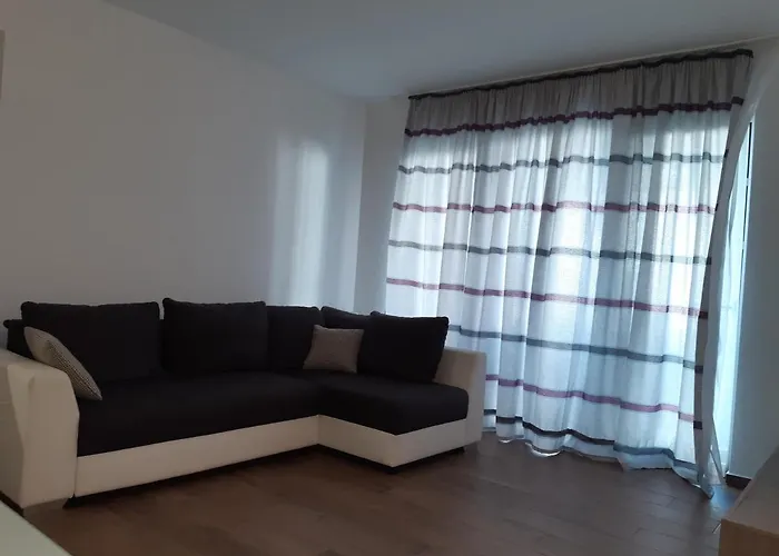 Апартаменты Beach Home *